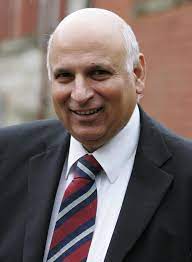 لوکائی نے پی ٹی آئی نُوں پنج ورھے دا مینڈیٹ دِتا اے: چودھری سرور……٭رویل خبر٭